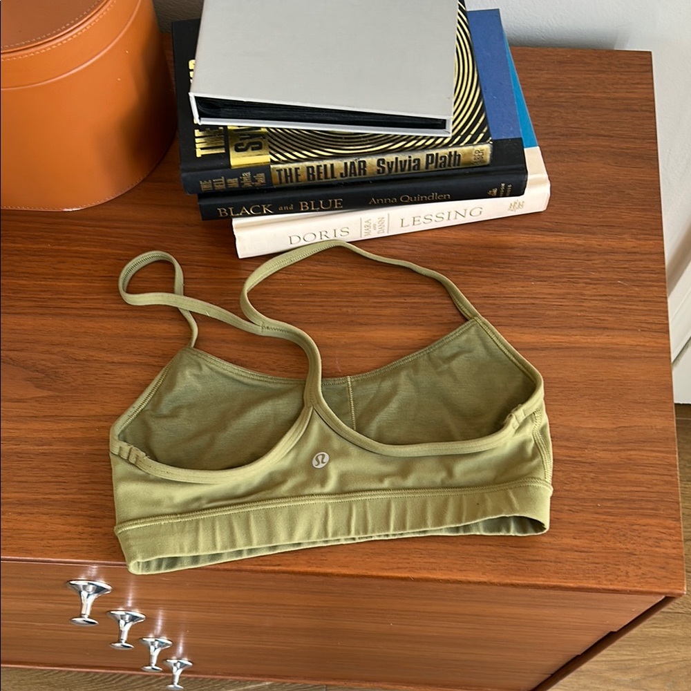 Flow Y Lululemon Sport Bra